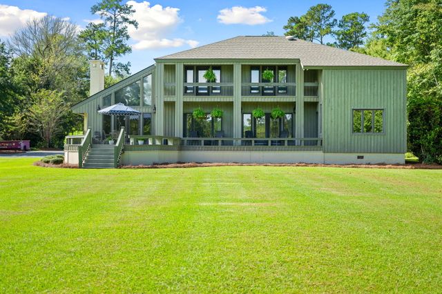 1554 Pinopolis Road, Moncks Corner, SC 29461