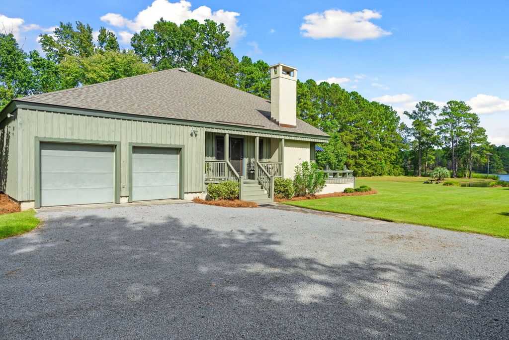 Image 27 of property listing at 1554 Pinopolis Road, Moncks Corner, SC 29461