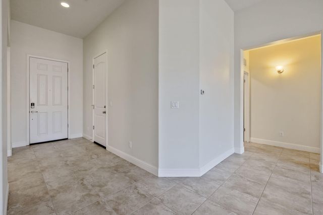 3825 Chessa Lane, Clovis, CA 93619