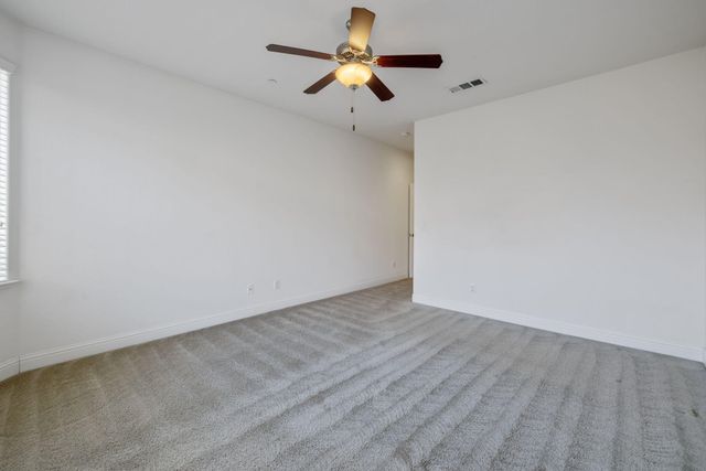 3825 Chessa Lane, Clovis, CA 93619