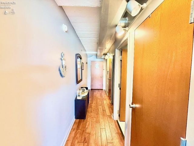 401 W Shoreline Dr Unit 109, Sandusky, OH 44870