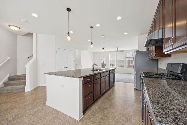 6310 Main Street, Woodridge, IL 60517