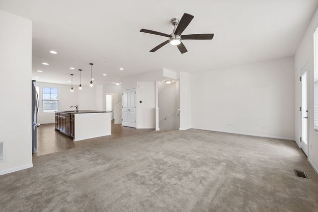 6310 Main Street, Woodridge, IL 60517