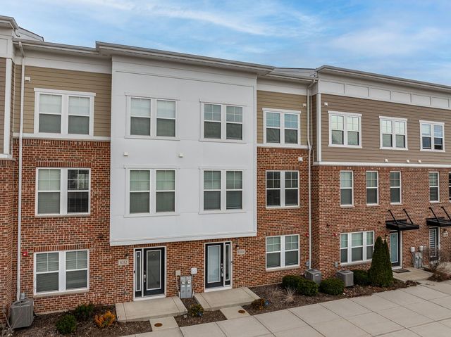 6310 Main Street, Woodridge, IL 60517