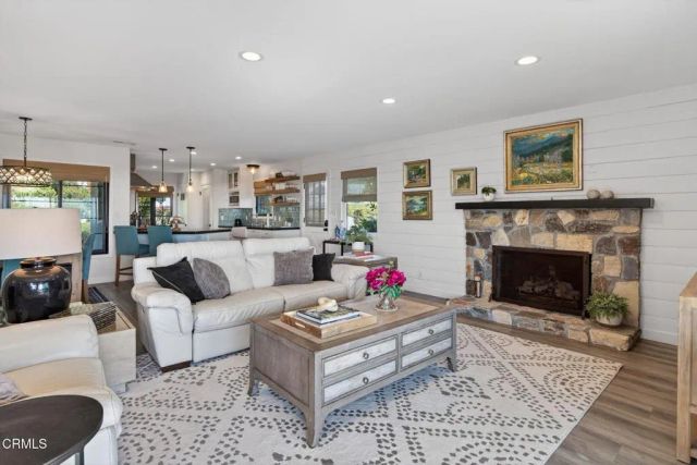 2456 Sherwood Drive, Ventura, CA 93001