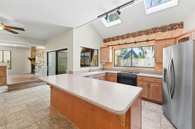 1029 43RD AVENUE N 1, St Petersburg, FL 33703