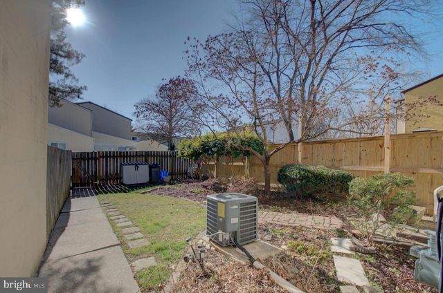 7687 LAYTONIA DR, Gaithersburg, MD 20877