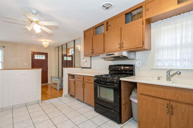 4912 W 32nd Street, Cicero, IL 60804