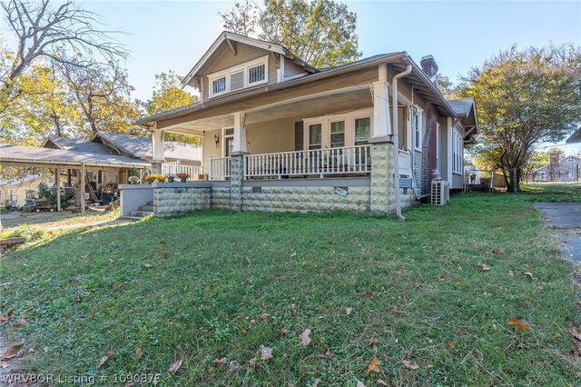 1618 Cedar Street, Van Buren, AR 72956