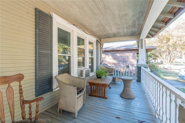 1618 Cedar Street, Van Buren, AR 72956