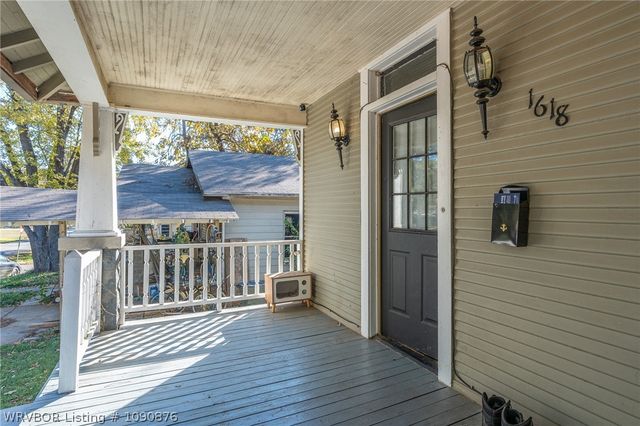 1618 Cedar Street, Van Buren, AR 72956
