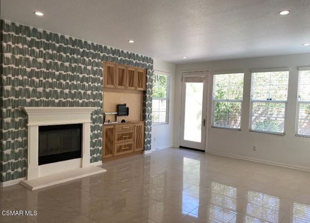 1837 Seasons Street, Simi Valley, CA 93065