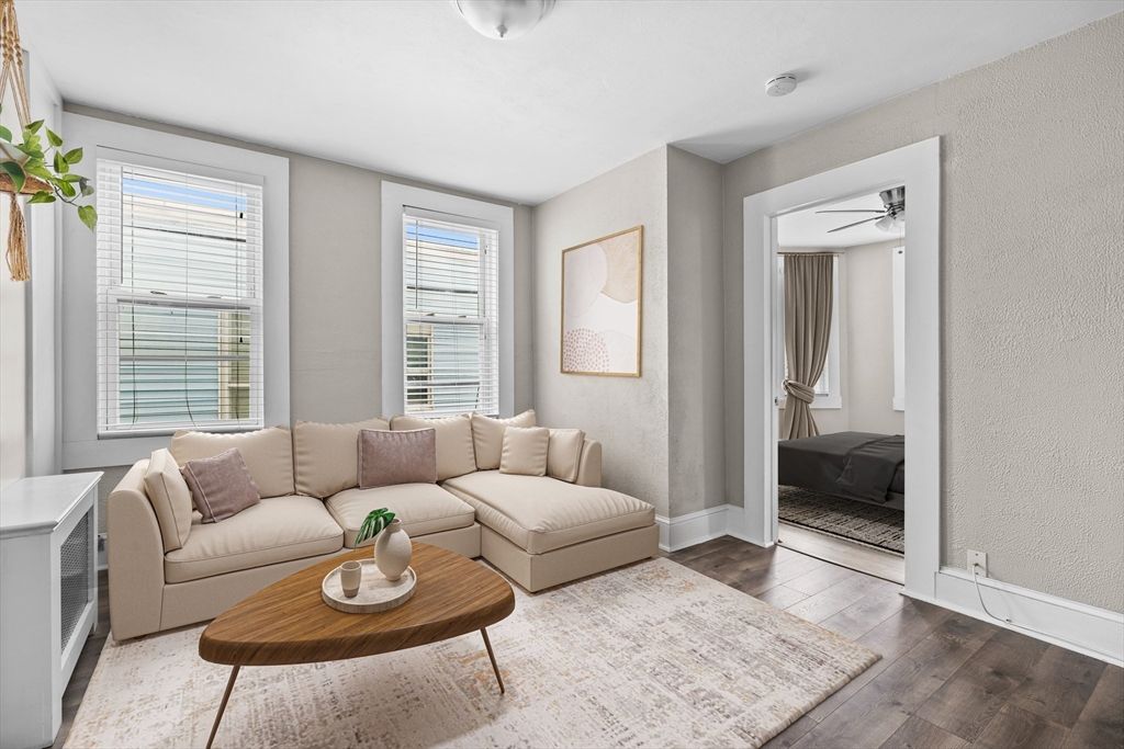 150 Maverick 2, Chelsea, MA 02150