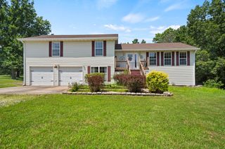 7951 N MARIGOLD CT, Columbia, MO 65202