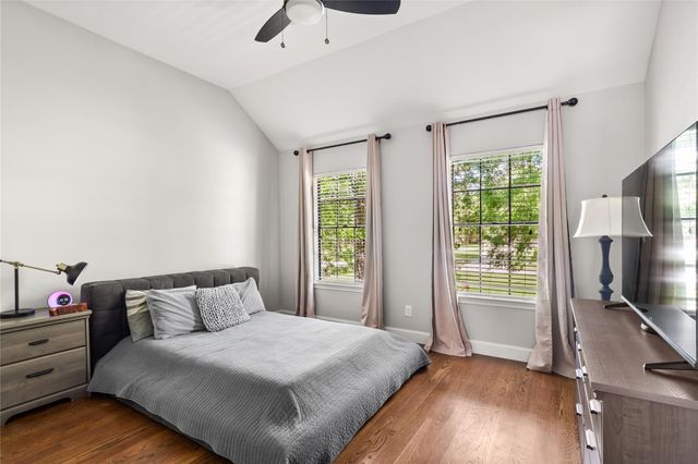 36 Wind River Drive, Conroe, TX 77384