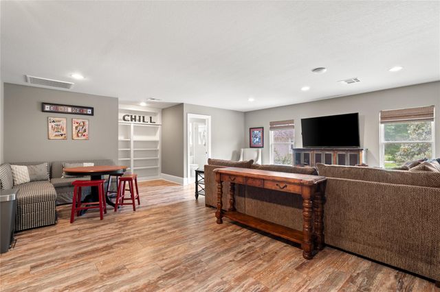 36 Wind River Drive, Conroe, TX 77384