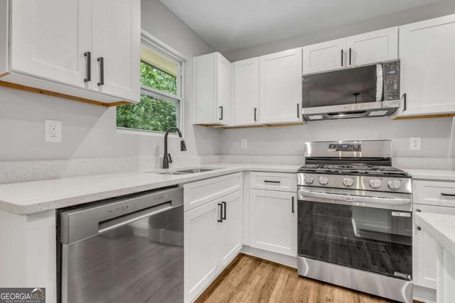 2184 Cherokee Valley Circle, Lithonia, GA 30058