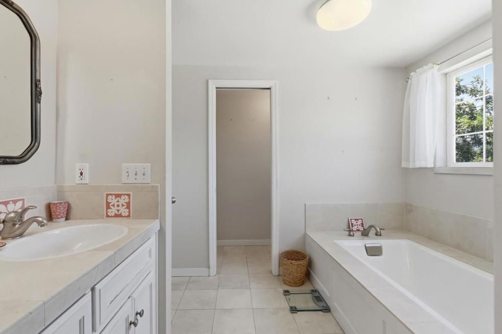 Image 14 of property listing at 15905 Orange Blossom Lane, Los Gatos, CA 95032