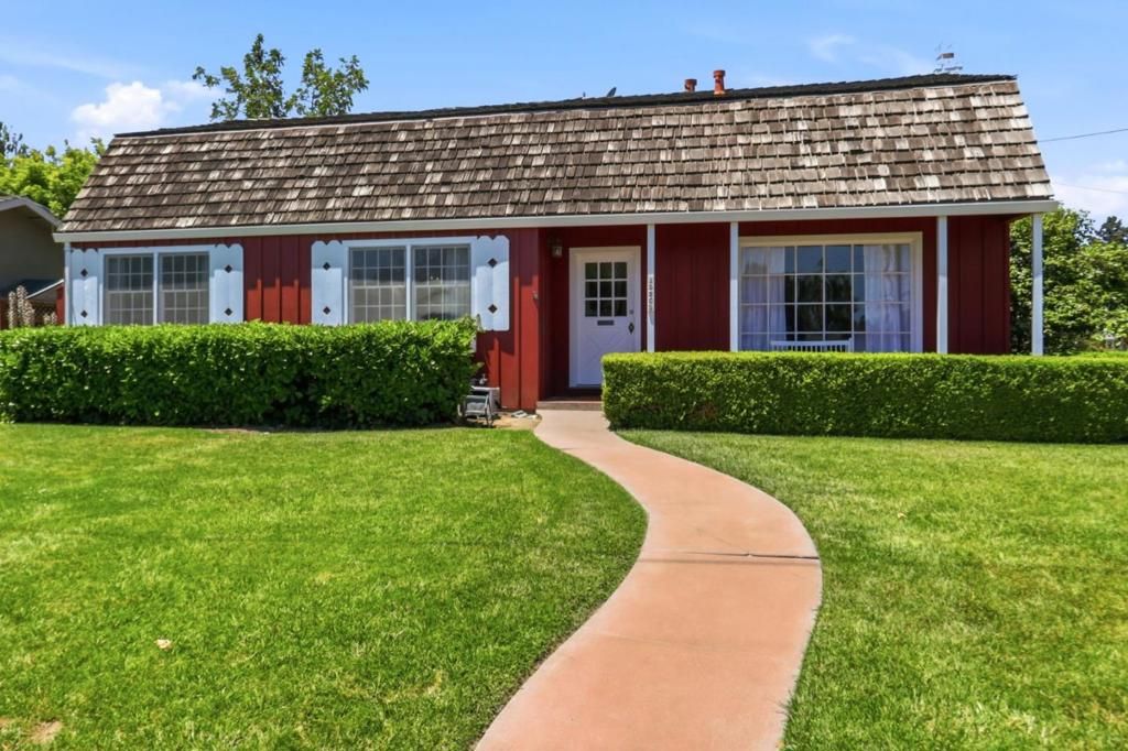 Image 18 of property listing at 15905 Orange Blossom Lane, Los Gatos, CA 95032