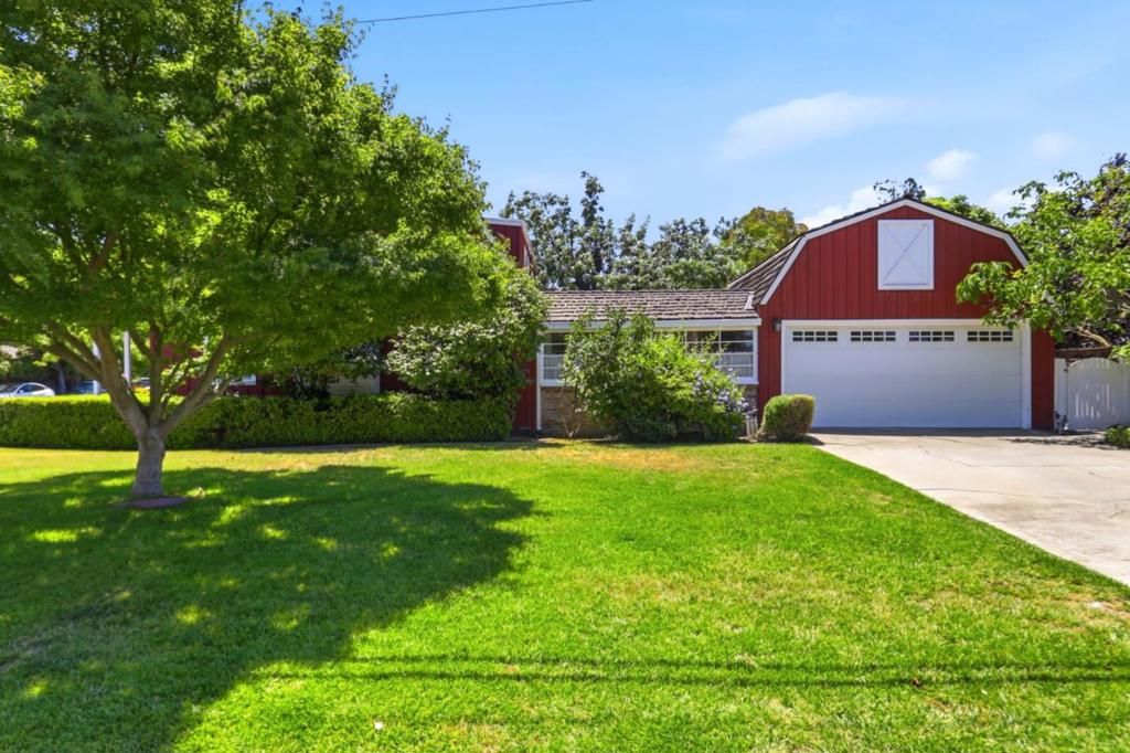 Image 21 of property listing at 15905 Orange Blossom Lane, Los Gatos, CA 95032