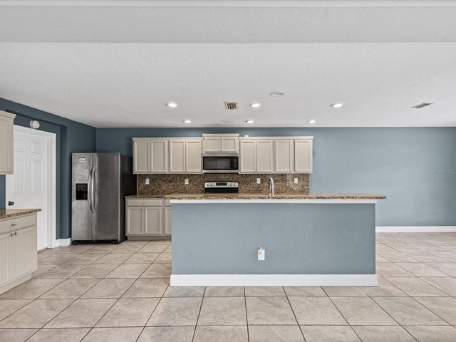 7335 BRIDGEVIEW DRIVE, Wesley Chapel, FL 33545