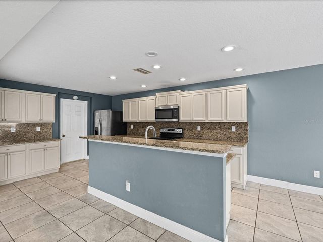 7335 BRIDGEVIEW DRIVE, Wesley Chapel, FL 33545