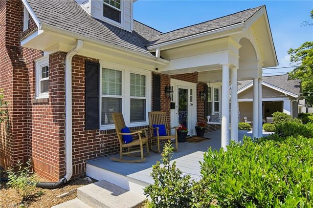 2304 Elizabeth Avenue, Winston-salem, NC 27103
