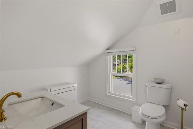 2304 Elizabeth Avenue, Winston-salem, NC 27103