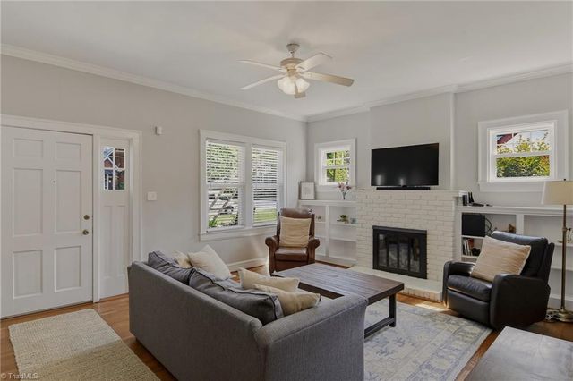 2304 Elizabeth Avenue, Winston-salem, NC 27103