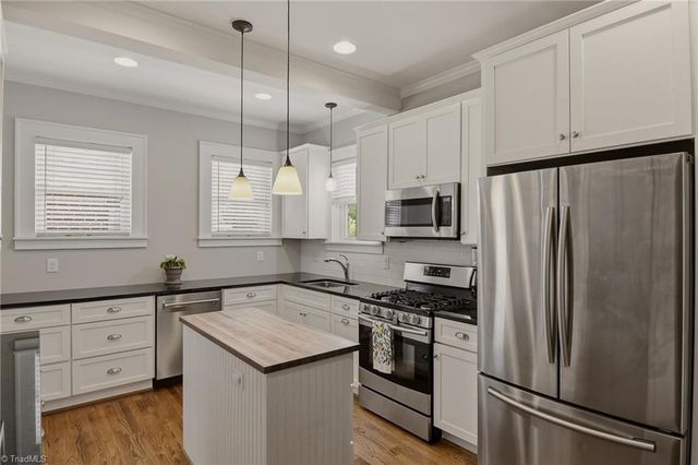 2304 Elizabeth Avenue, Winston-salem, NC 27103