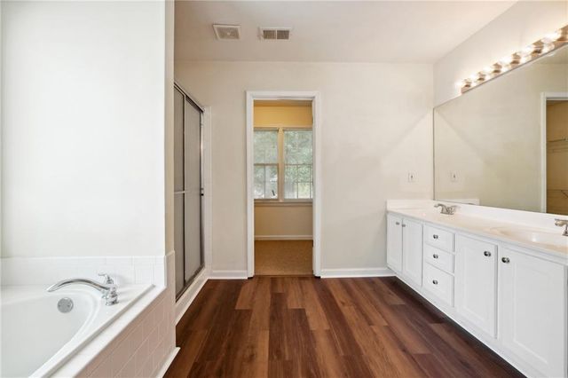 140 Foe Creek Court, Roswell, GA 30076