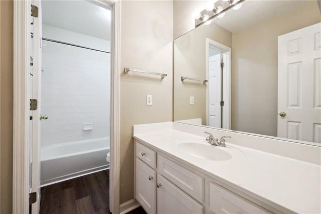 140 Foe Creek Court, Roswell, GA 30076