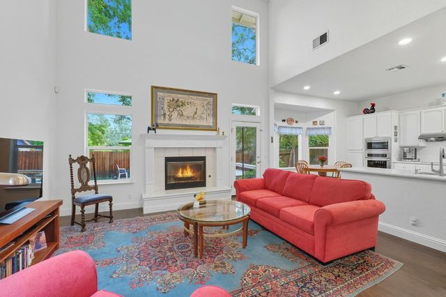 5538 Delrose Ct, Carmichael, CA 95608