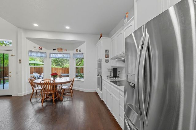 5538 Delrose Ct, Carmichael, CA 95608