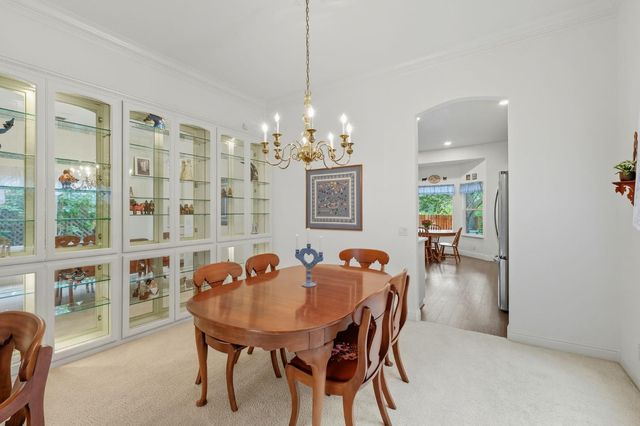 5538 Delrose Ct, Carmichael, CA 95608