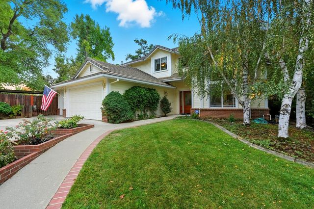 5538 Delrose Ct, Carmichael, CA 95608