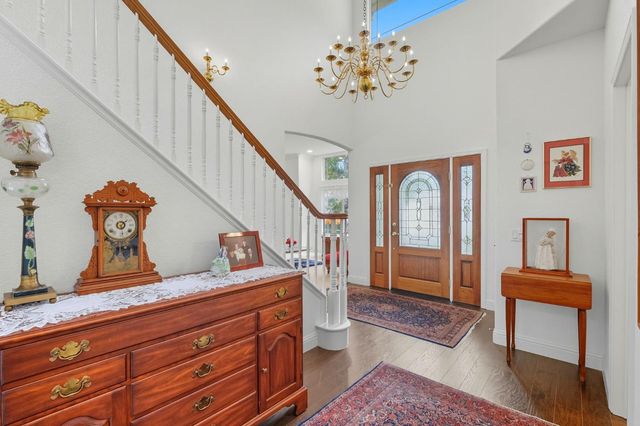 5538 Delrose Ct, Carmichael, CA 95608