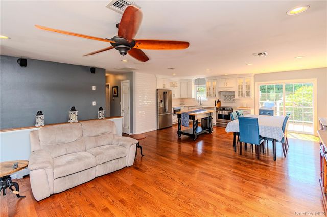 1 Patriot Lane, Washingtonville, NY 10992