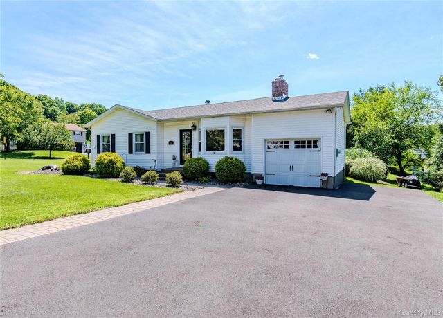 1 Patriot Lane, Washingtonville, NY 10992