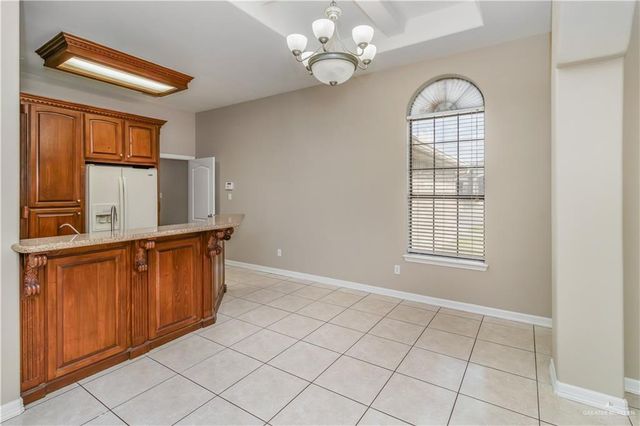 520 E Feather Avenue, Pharr, TX 78577