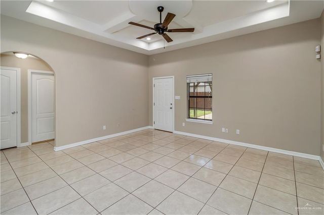 520 E Feather Avenue, Pharr, TX 78577