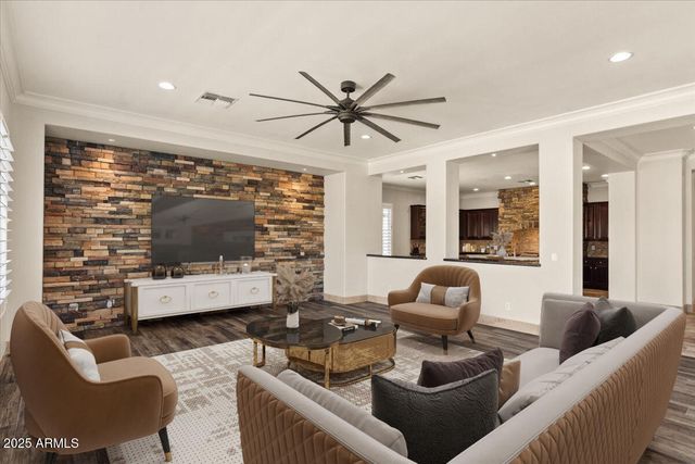 3410 E VALLEJO Court, Gilbert, AZ 85298