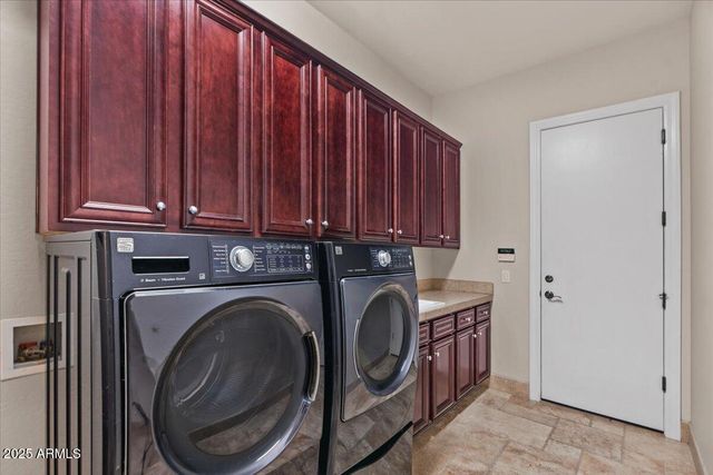 3410 E VALLEJO Court, Gilbert, AZ 85298