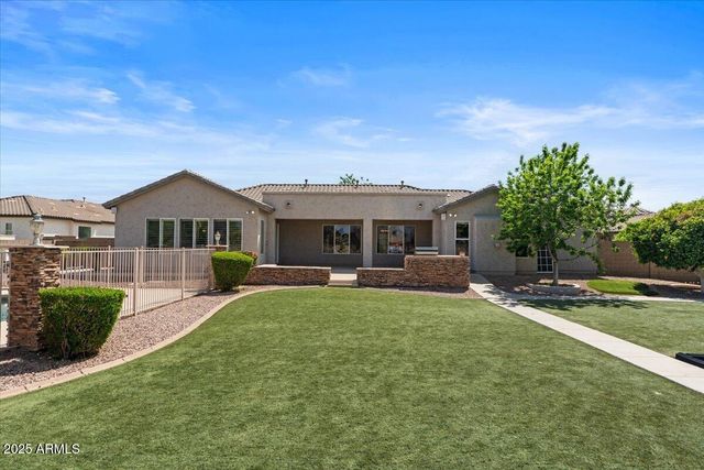 3410 E VALLEJO Court, Gilbert, AZ 85298