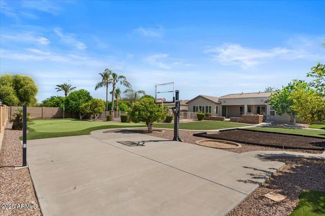 3410 E VALLEJO Court, Gilbert, AZ 85298