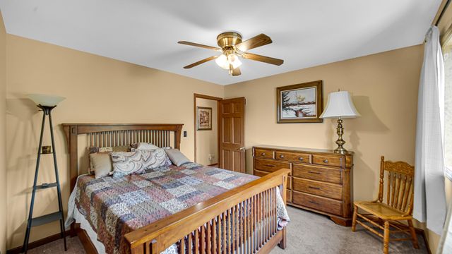 8820 Morninglory Place, St. John, IN 46373