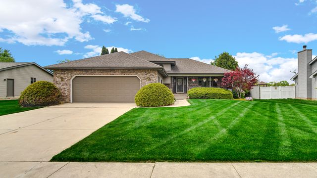 8820 Morninglory Place, St. John, IN 46373