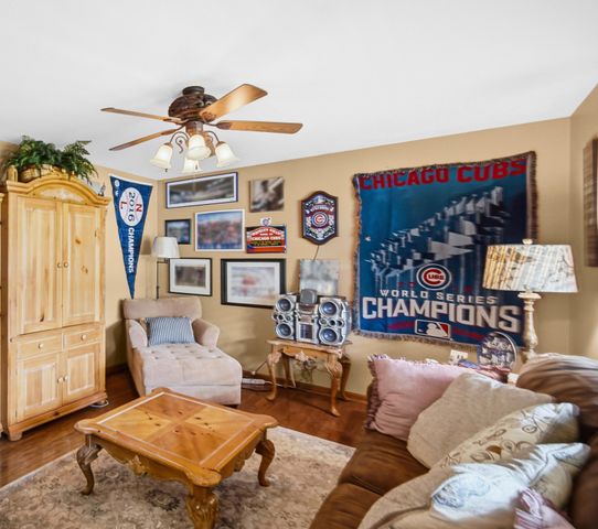 8820 Morninglory Place, St. John, IN 46373