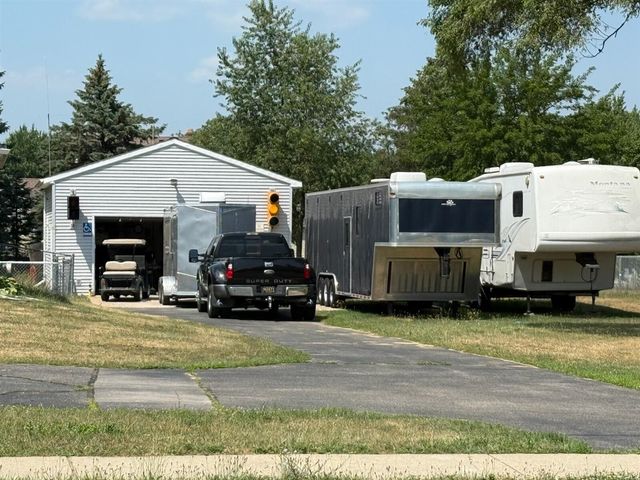 2101 Rosewood Street, Jenison, MI 49428