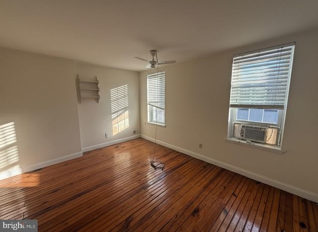 1809 W THOMPSON ST, Philadelphia, PA 19121